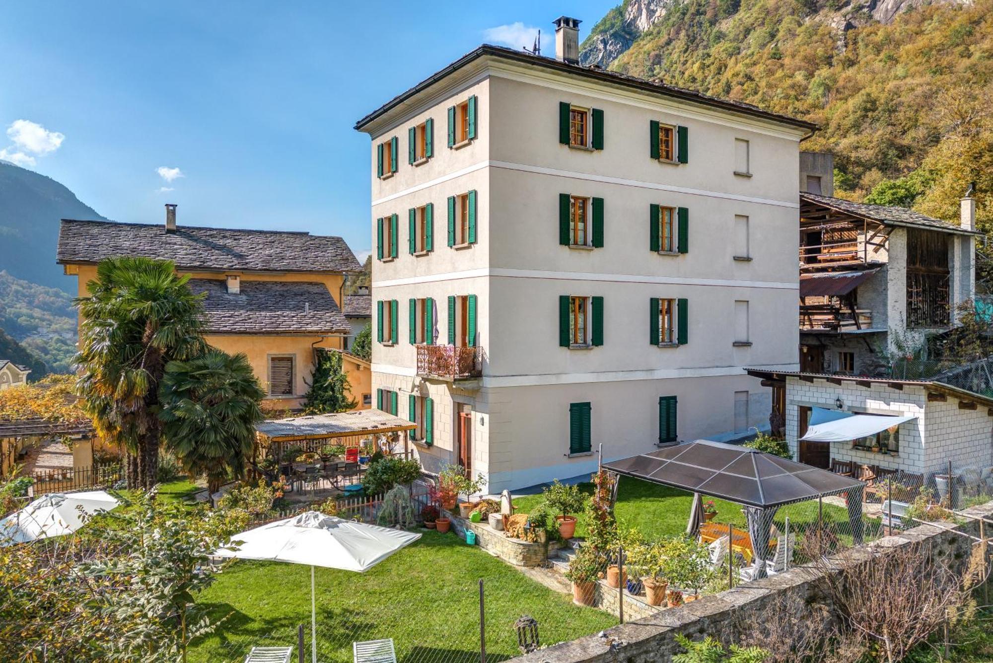 Casa Pool Tra St Moritz E Il Lago Di Como Castasegna Kamer foto